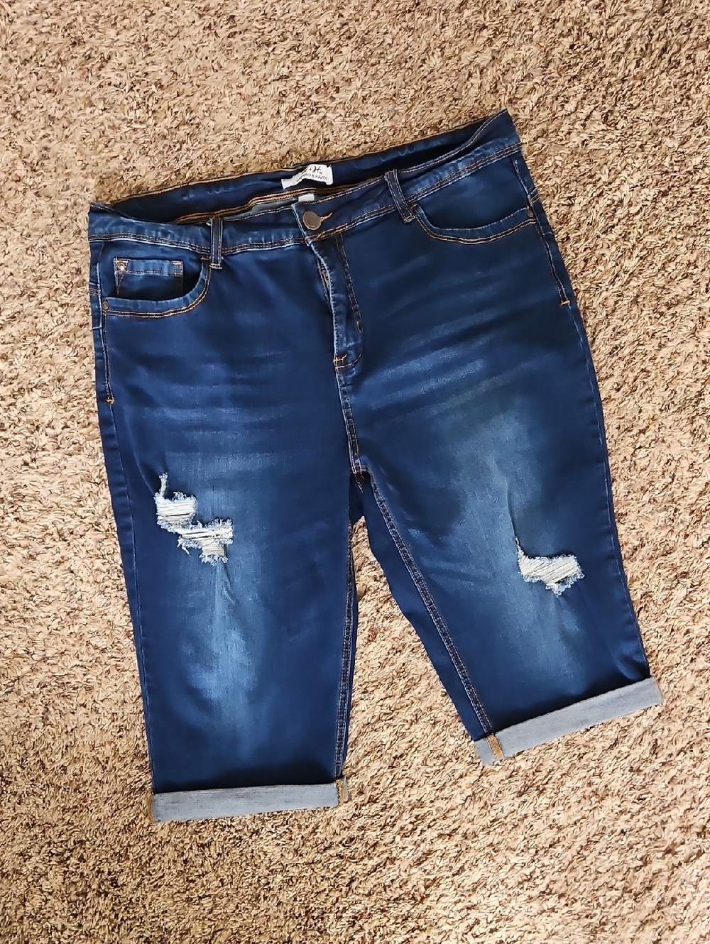 Harmony + Havoc Womens Capri Jeans